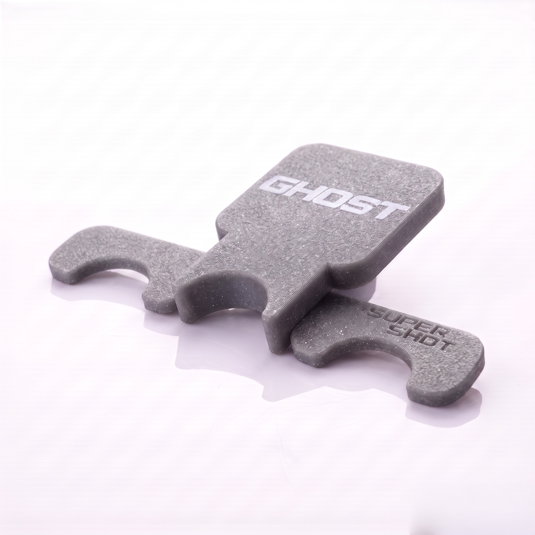 Ghost Folding Cue Holder – 3 Cues