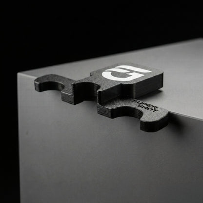 FG Folding Cue Holder – 3 Place